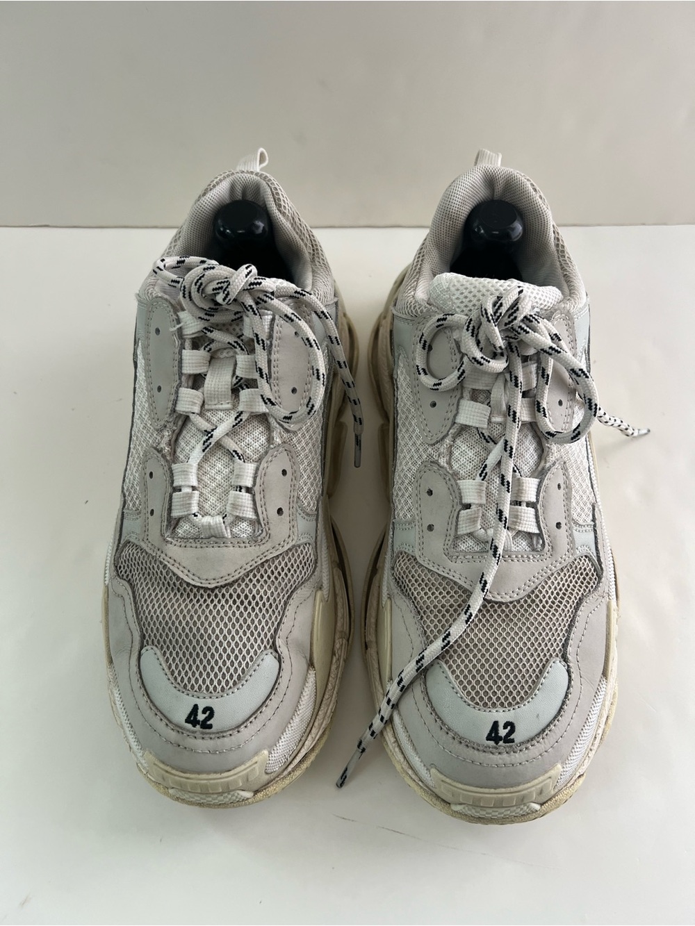 Balenciaga Triple S Sneakers EU 42  Chunky Dad Shoes Authentic Designer